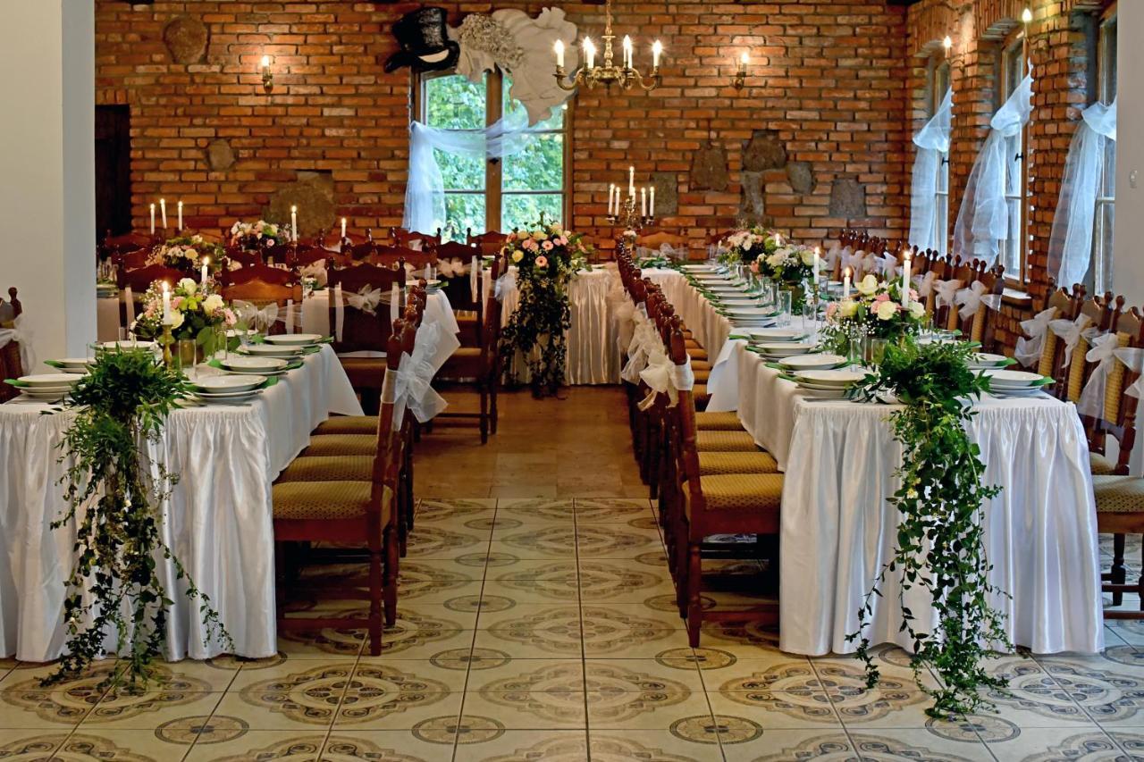 Cichy Dwor Hotel Manowo Екстериор снимка