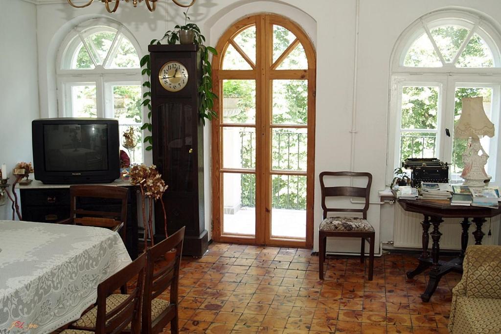 Cichy Dwor Hotel Manowo Екстериор снимка