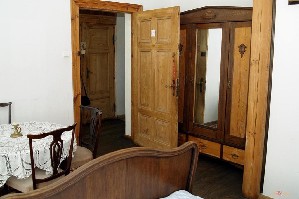 Cichy Dwor Hotel Manowo Екстериор снимка